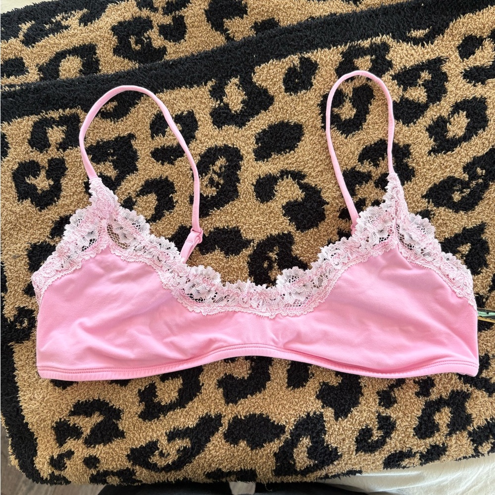 Skims Fits Everybody Pink Lace Trim Bralette